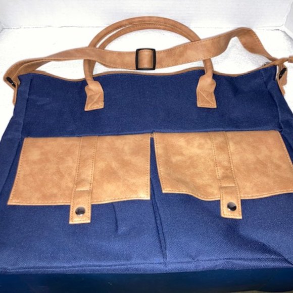 Purse/Satchel/Diaper bag/Man bag....whatever you want to calls it will work! - Picture 2 of 7